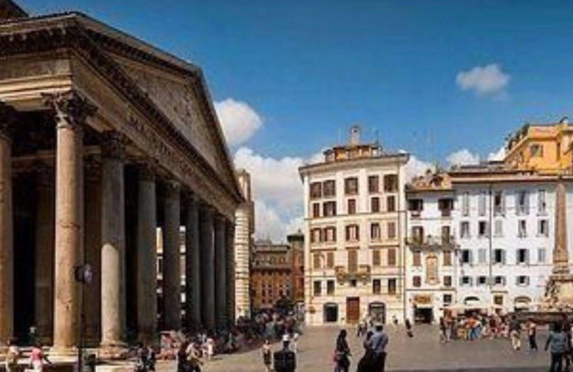 Pantheon Royal Suite Roma Exterior foto